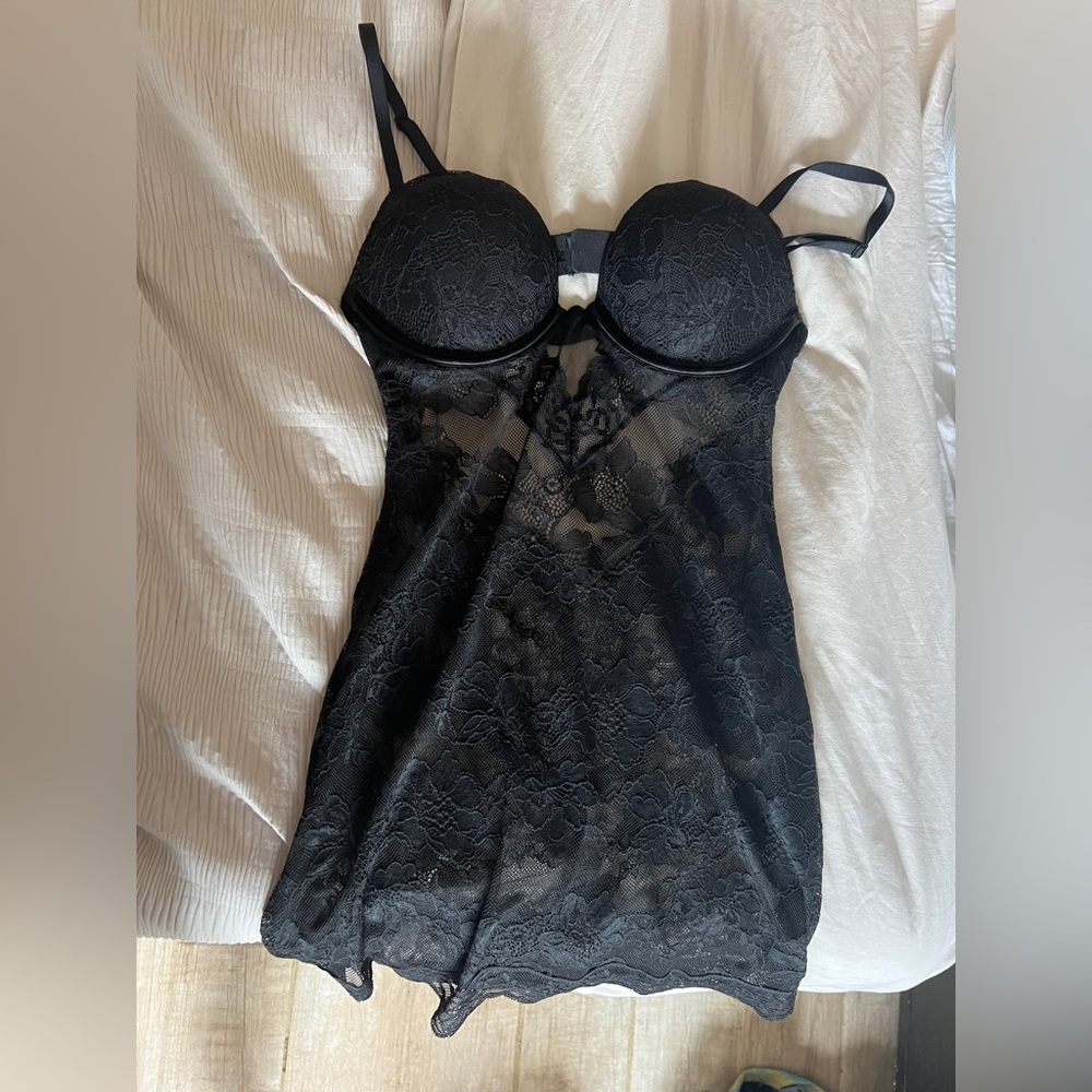 Black Victoria’s Secret Slip - Size Small.